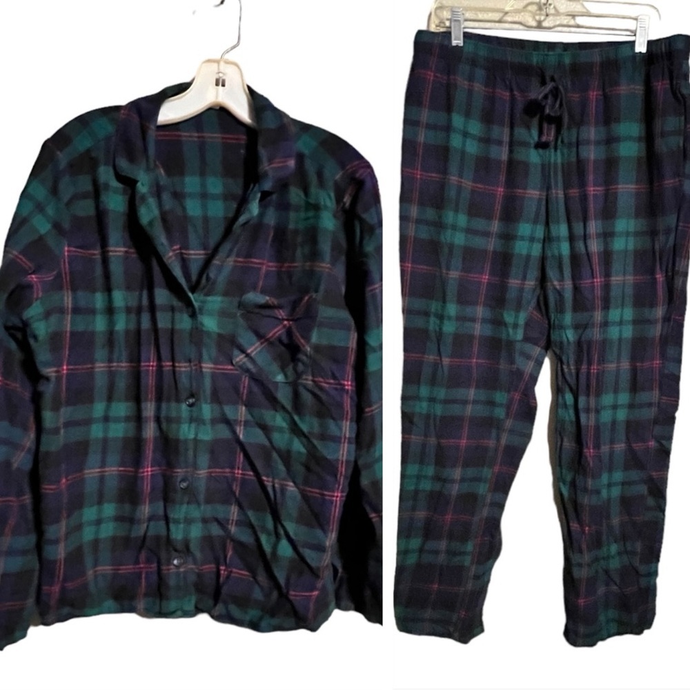 Old Navy Flannel Pajamas‎